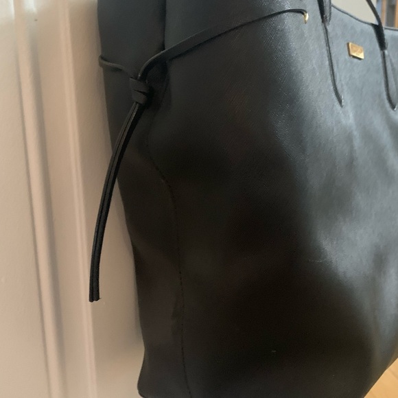 Kate Spade Tote - Picture 3 of 9